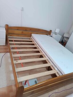 Manželská posteľ 180x200