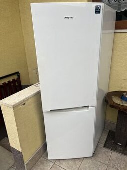 Predám kombinovanú chladničku Samsung