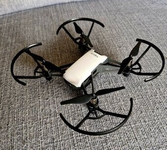 Dron Dji ryze tello