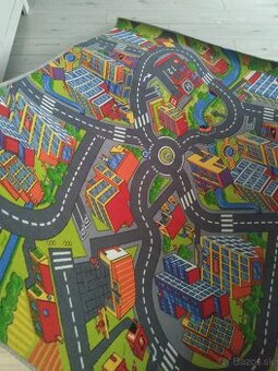 Detský koberec vzor mesto