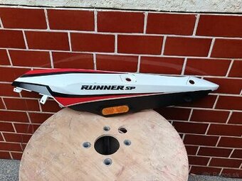 Gilera runner bocny plast lavy