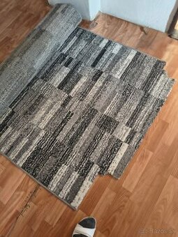 Predám koberec behun