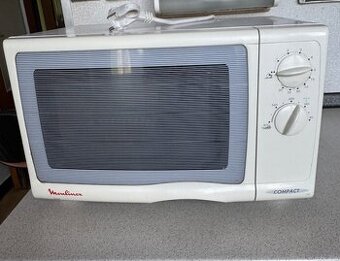 Predám mikrovlnnú rúru