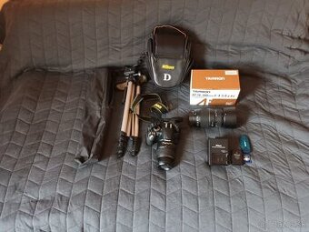 Nikon D3100 s príslušenstvom