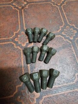 Skrutky M12x1.25  Fiat Alfa Romeo a ine