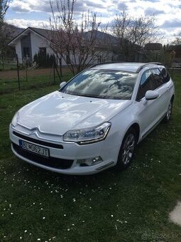 Predám Citroen C5 r.v.2015.cena 4900€