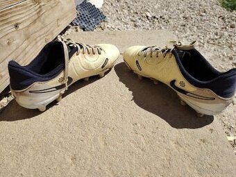 Nike tiepmo legend 10 academy TF