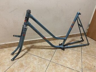 Lady 26 kostra