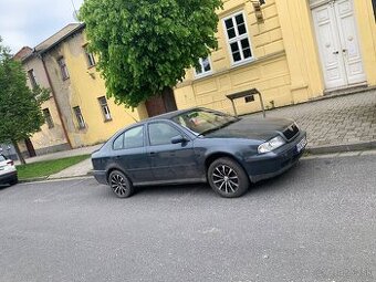 Škoda Octavia 1