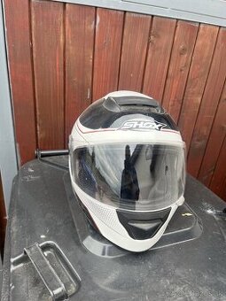 Prilba motorkarska