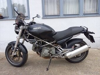 Ducati 600 monster dark