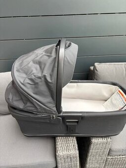 Vanička Thule urban glide 3/4 black čierna
