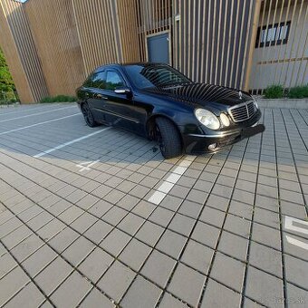 Mercedes E 320CDI 150 kw Avantqarde