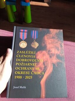 Kniha Hasicstvo Čadca osobnosti.DHZ.Poziarnictvo.