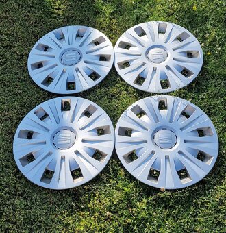 Puklice - kryty kolies 16" Seat