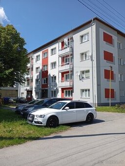 Predám 3izbovy byt v Ladcoch