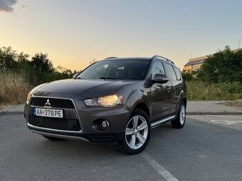 Predám Mitsubishi Outlander 2.2 DID