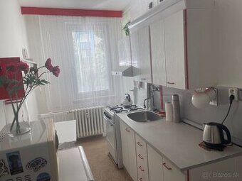 Na predaj 1-izbový byt s balkónom, Piešťany, Juh