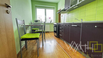 Dvojgeneračný rodinný dom v centre Majcichova – bývanie aj i