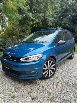 VW Touran 7-miest 2023 Pano/Virtual/Matrix/Dynaudio