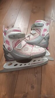Dievčenské korčule zn. Fila, veľ. 32  - 35