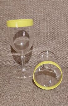 Tupperware 6 pohárov na víno