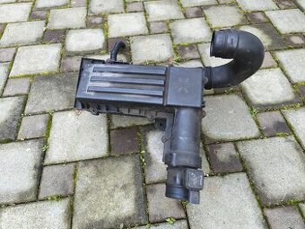Vzduchový filter golf 6