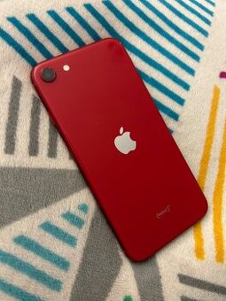 iPhone SE 2020 64GB red