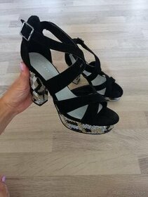 Dámske sandále - 1