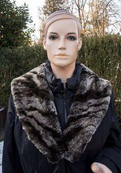 Nepremokavý a teplý zimný kabát