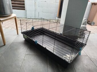 Klietka čierna pre zajaca morské prasa