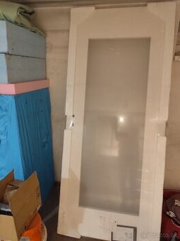 Interiérové dver so zárubňou