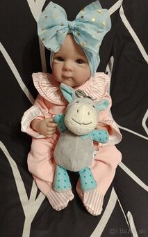 Realistická bábika Markétka