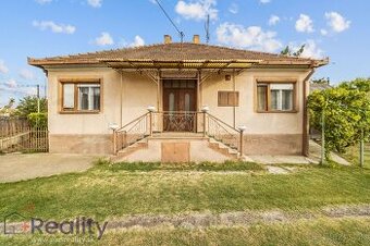 PLUS REALITY | Rodinný dom s pozemkom a garážou na predaj