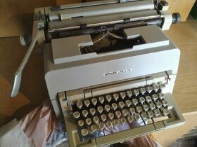 Retro Písací stroj Olivetti Linea 98