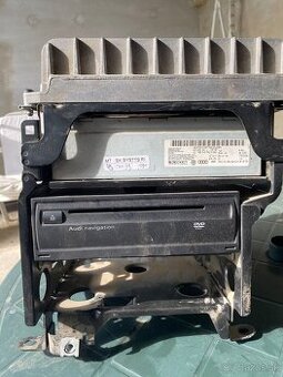 Predam antenu na mmi ( modul radia)audi a6 c6