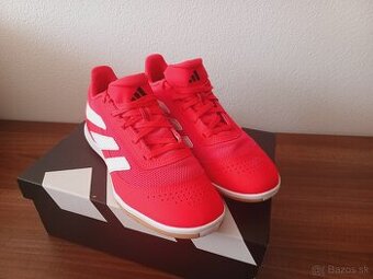 Nové halovky Adidas Predator