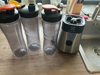 Elekteolux smoothie mixer