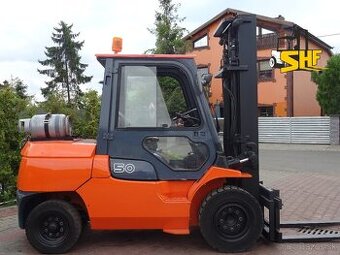 Vysokozdvižný vozík - TOYOTA 02-7FGA 50 so zárukou