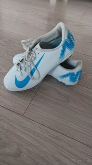Kopačky 40 NiKE