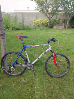 Kultový bike TREK 8000