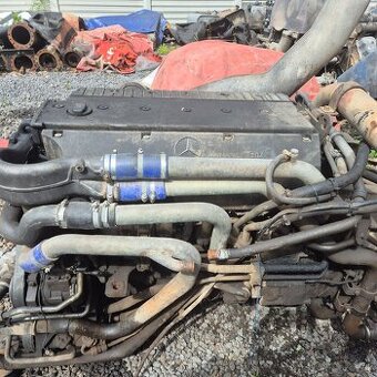 Predam motor Mercedes 6V 280PS