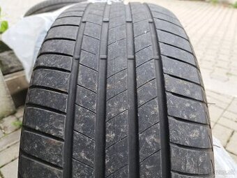 Pneumatiky 235/45 R18 Bridgeston Turanza