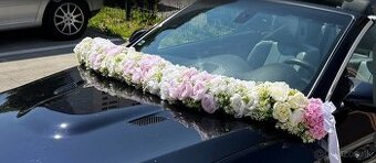 Svadobná girlanda na auto