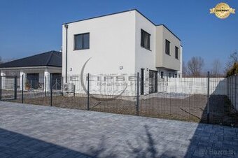 NA PREDAJ NOVOSTAVBA moderný 4-izbový byt v RD v Zohore