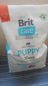 Predám granulky BRIT Puppy 3 kg celé balenie chýba 135g