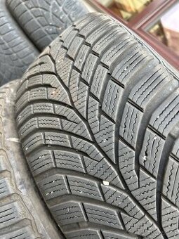 Zimne pneu 225/45 R17 Continental