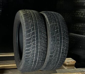 Predam zimne pneumatiky 215/65 r16 NOKIAN