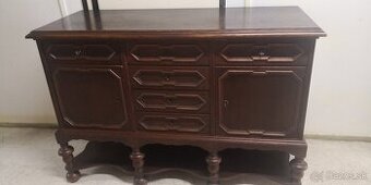 Starožitná masivná komoda - 1