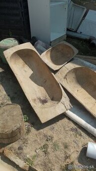 Predám pekne stare drevene ručne tesné korýtka,3kusi -